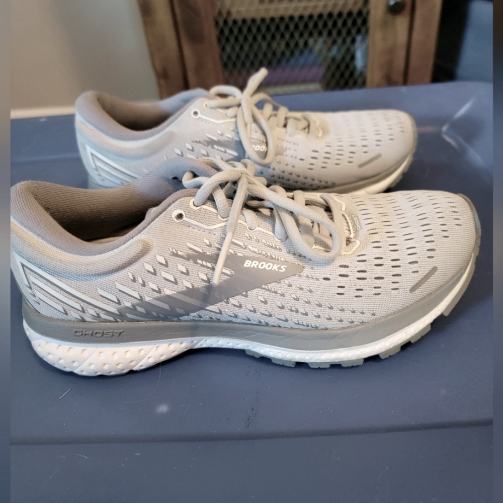 Brooks women's Ghost